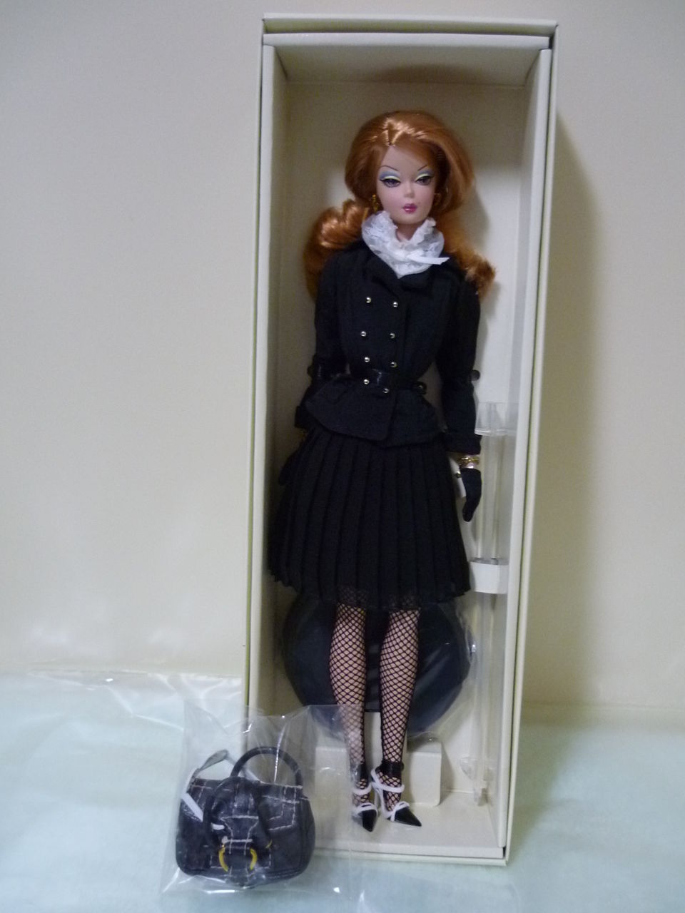 バービー FMC プリティープリーツ 服｜人形、キャラクタードール