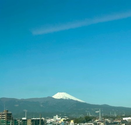 e9fab751-cee6-4f1f-9973-3526dcff9a5d