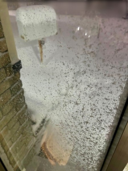 75a64381-f8fe-4c08-967b-c24076f9179a