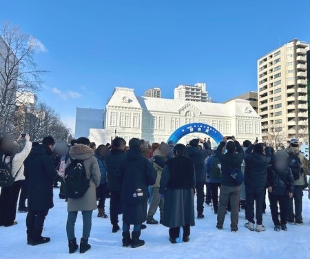 e383c297-864c-48f4-a832-208d1de78df0