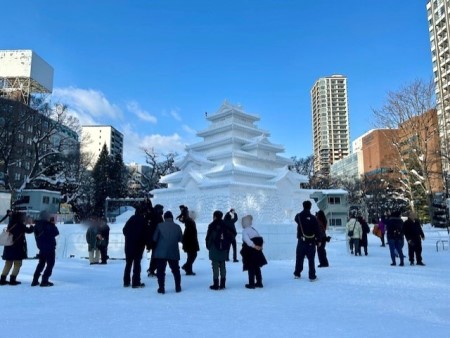 b9d2cbc1-056a-4d9c-8f09-4ad18a6ade32_1