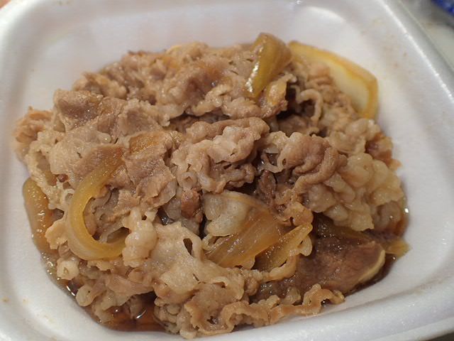 すき家で牛皿３倍盛をテイクアウト 熱々な豆腐の牛丼ライトを作ってみたぞ 僕と磁石と乾電池