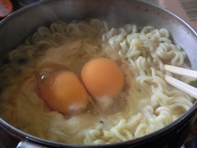 クックパッドのレシピに載っていないサッポロ一番塩ラーメンのレシピ２