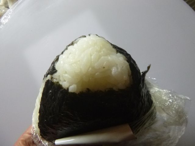 おにぎり買うならオリジンのオリジンでしょう 僕と磁石と乾電池 おにぎり買うならオリジンのオリジンでしょう 僕と磁石と乾電池