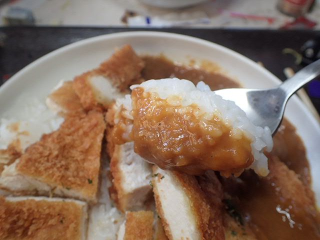 ハウス『カツカレー用カレーソース中辛』とは、 : 僕と磁石と乾電池 お気に入り カツカレー様専用 スマートフォン本体