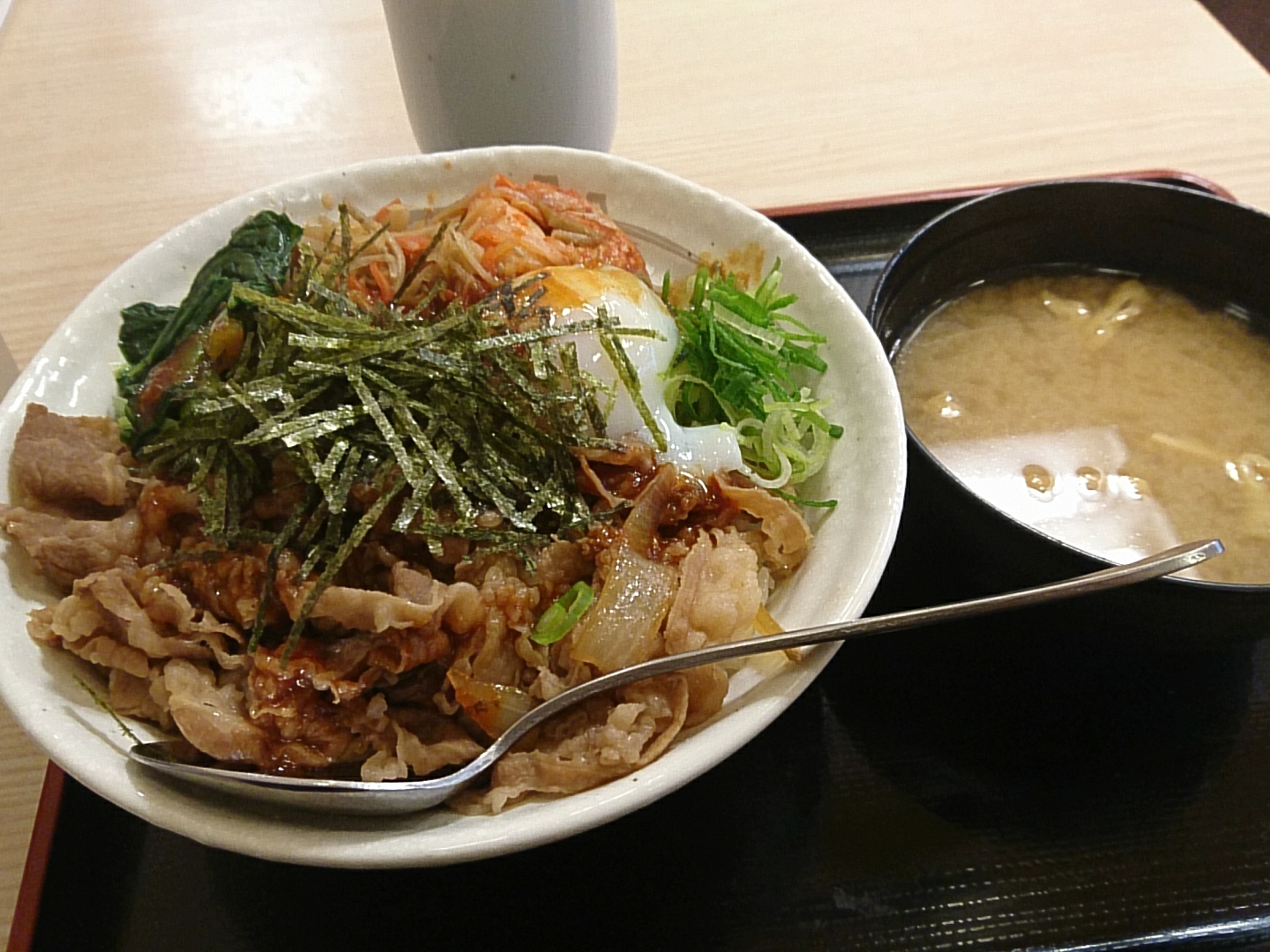 ビビン丼大盛 松屋 僕と磁石と乾電池