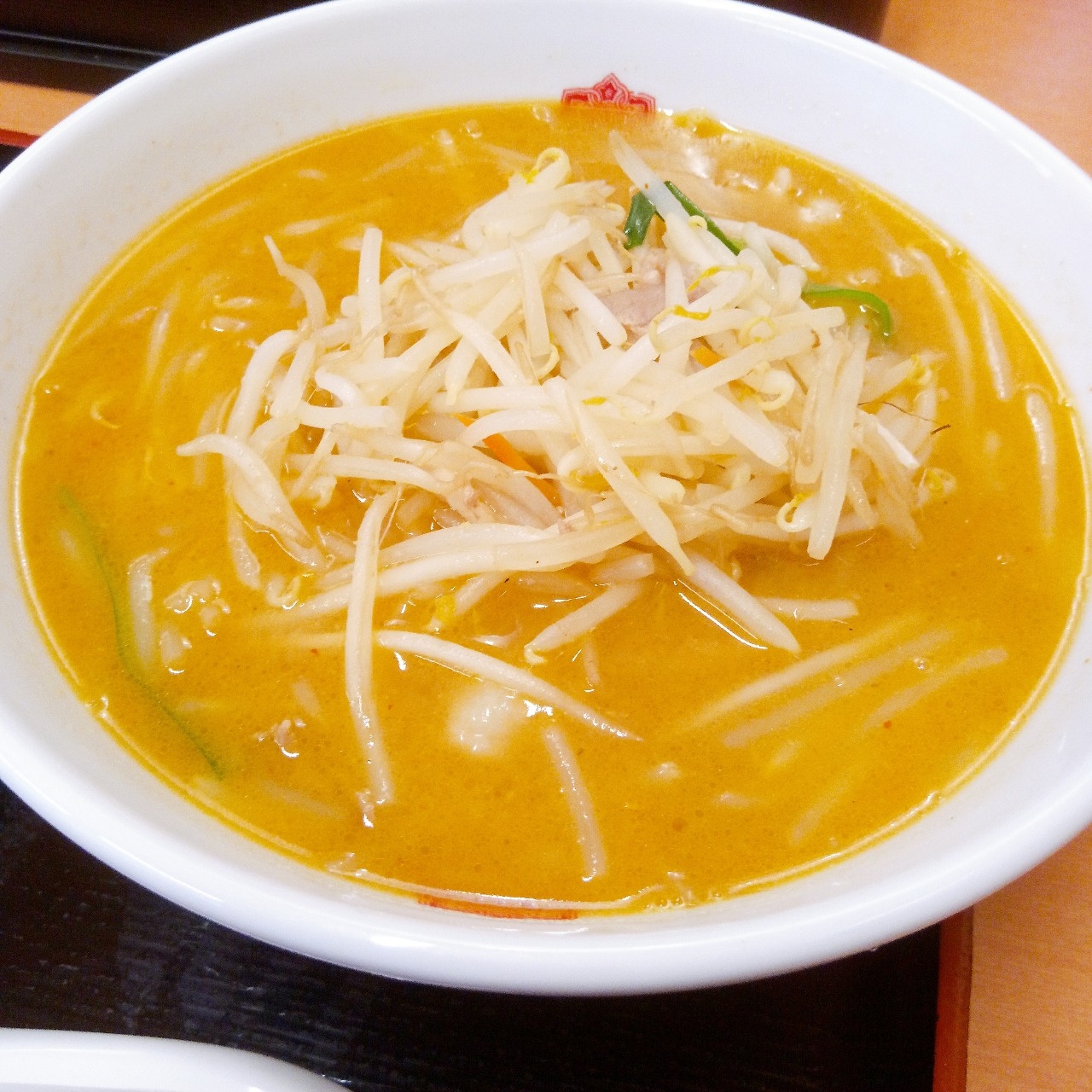 日高屋で味噌ラーメン半チャーハン 僕と磁石と乾電池 日高屋で味噌ラーメン半チャーハン 僕と磁石と乾電池