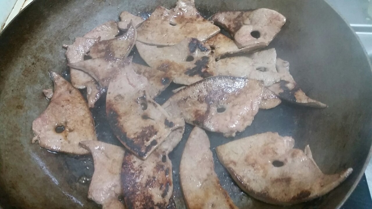 今日の夕飯 豚レバーカレー 新作料理 あかまる走れ