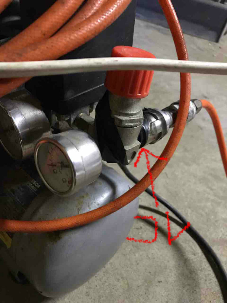 無知な私がコンプレッサー エアー漏れ修理 猫のgsr 活動日誌 無知な私がコンプレッサー エアー漏れ修理 猫のgsr 活動日誌