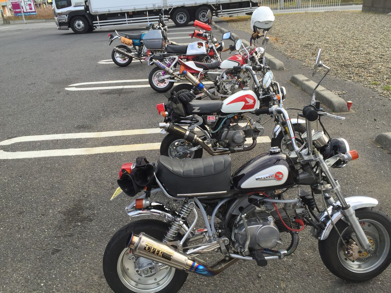 波乱のモンキーツーリング 一台白煙吹き停車 そして新たな問題点へ 猫のgsr 活動日誌