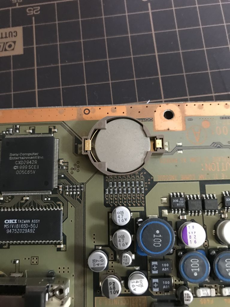 PS2を分解クリーニング 内蔵電池交換 SCPH-10000 : 俺のレトロ研究室