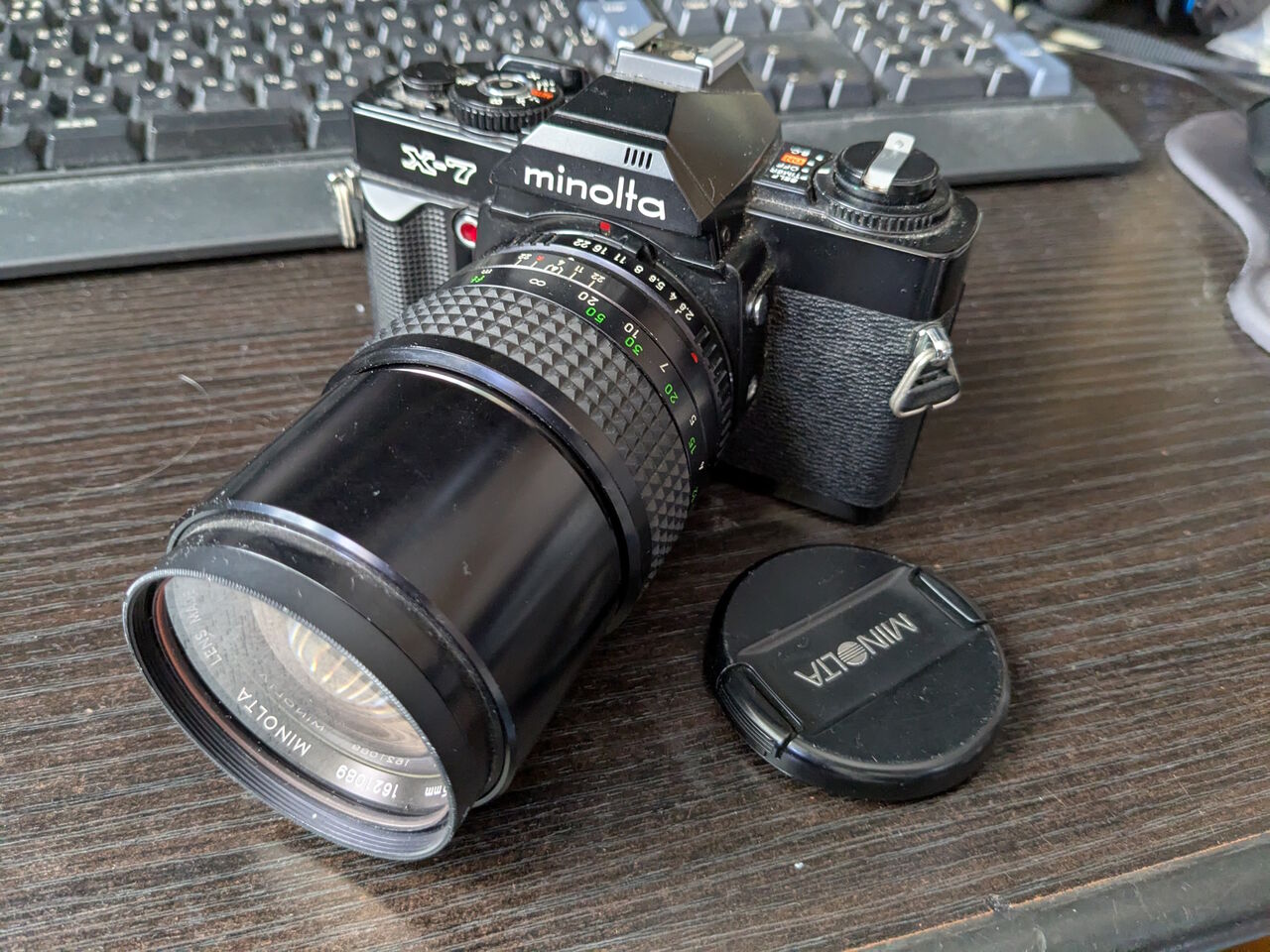 XG-SのプリズムをX-7に移植（XG-S分解編) : ねこめしのジャンクカメラ