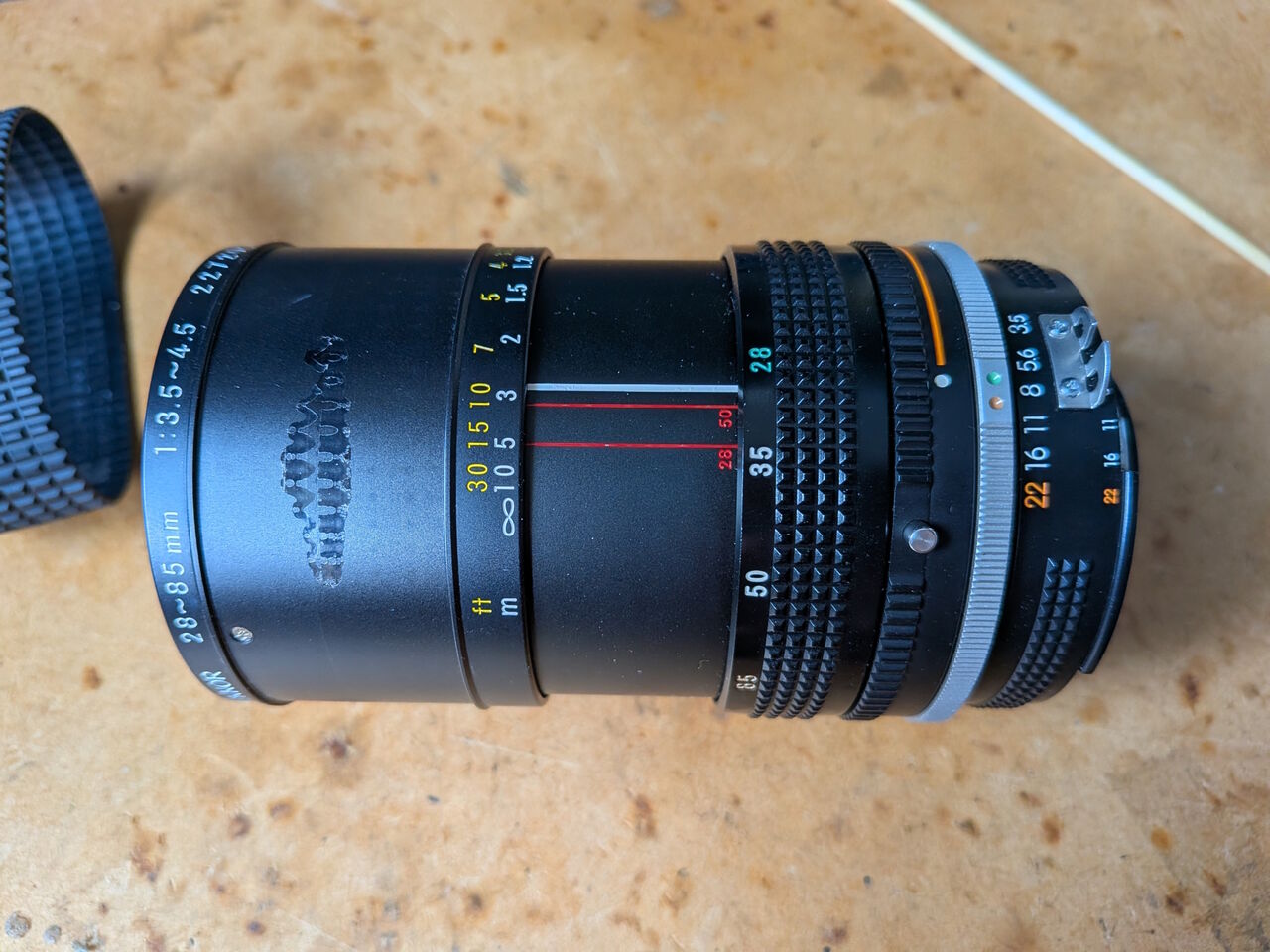 Ai Zoom Nikkor 28-85mm F3.5-4.5s : ねこめしのジャンクカメラ