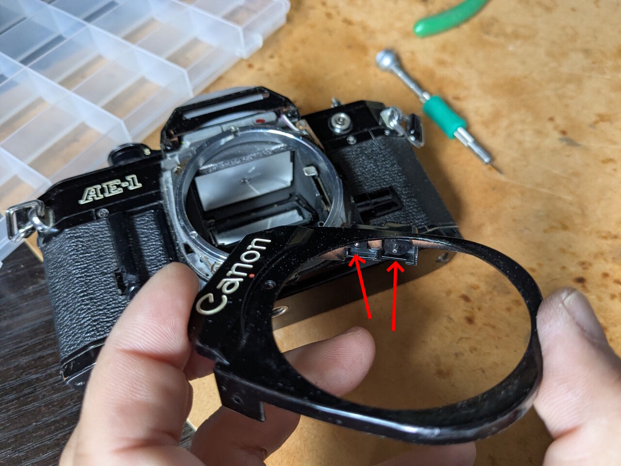 Canon AE-1のファインダを掃除する : ねこめしのジャンクカメラ