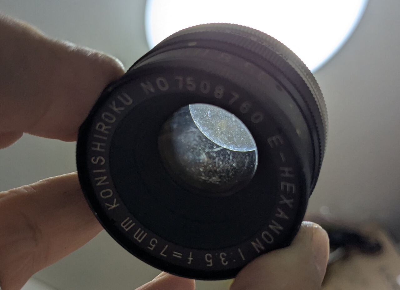 小西六 E-HEXANON 75mm F3.5 : ねこめしのジャンクカメラ・レンズの部屋