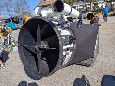 PXL_20251108_030054371