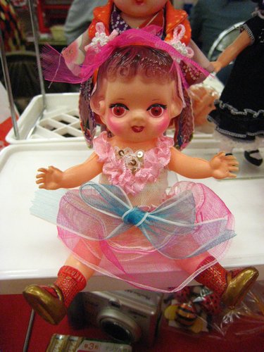 えま、ブローチとセルロイド人形のセット えま様専用、ブローチと