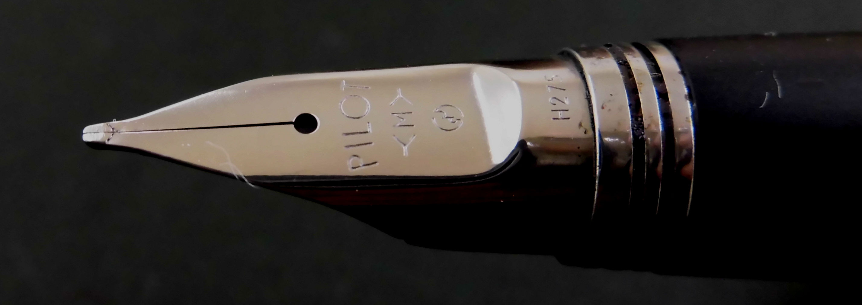 PILOT H275 刻印のスチールニブ＜M＞ : 万年筆おやじの備忘録