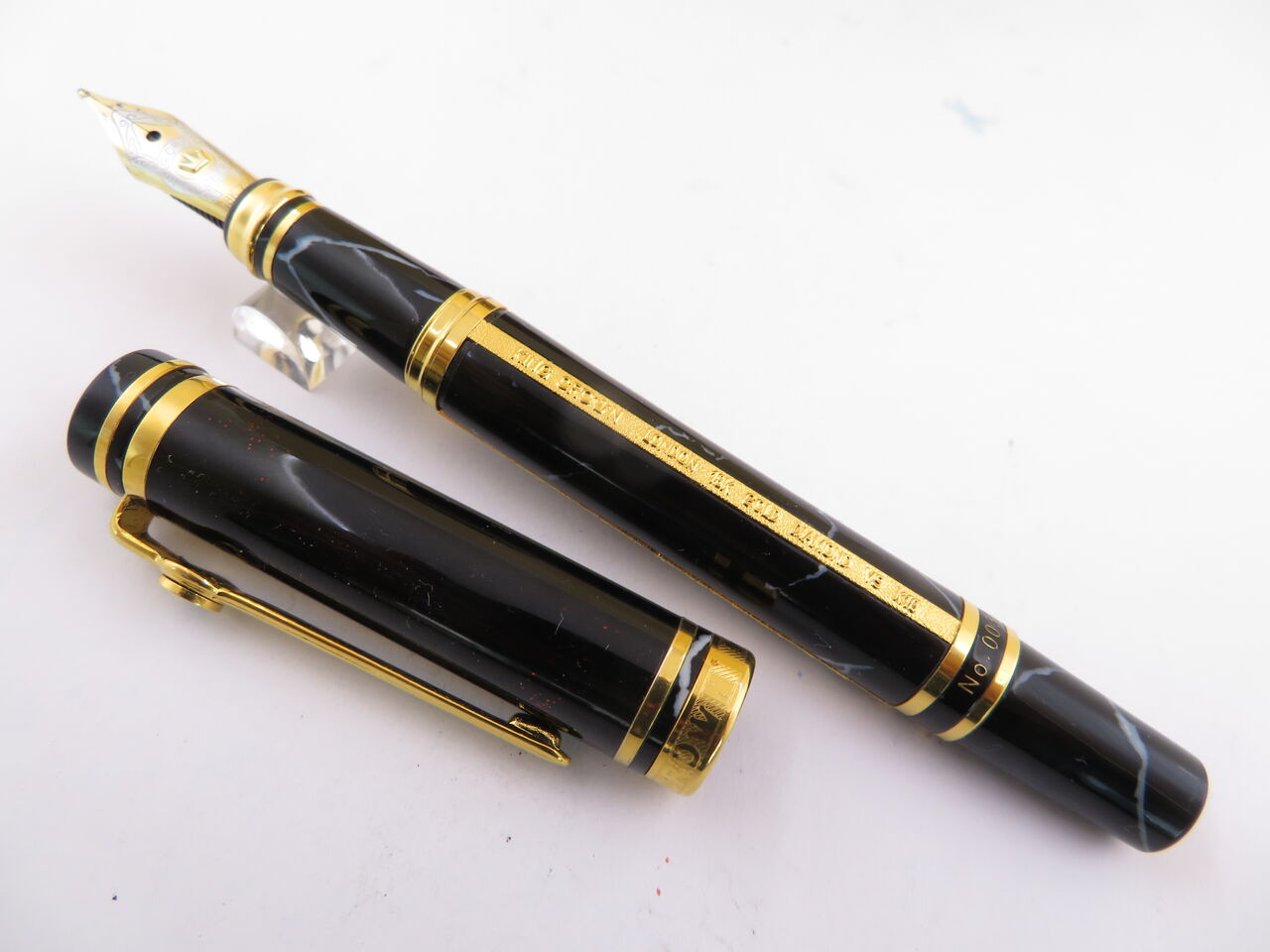 KING CROWN K10 18K-750 <M> : 万年筆おやじの備忘録