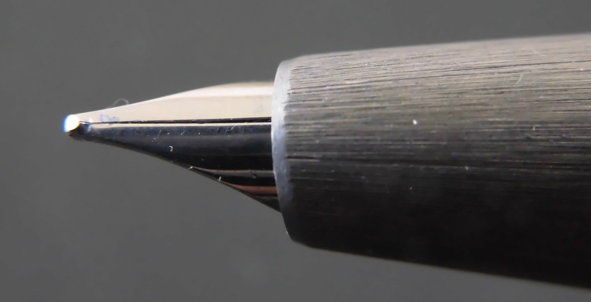 ラミー2000 万年筆細字f 14k LAMY LAMY 2000 万年筆 F（細字） | DELFONICS Web Shop