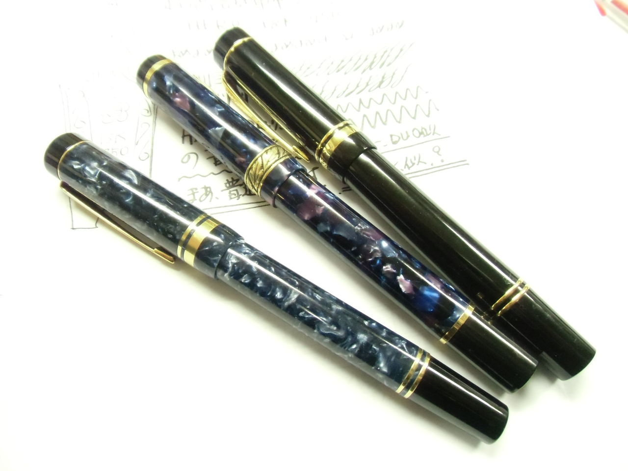 HERO 英雄　ペン先　18K 750 マーブル 緑色の万年筆 金ペン先 F 海外限定】 750 18K ペン先 英雄 HERO マーブル F 金ペン先 緑色