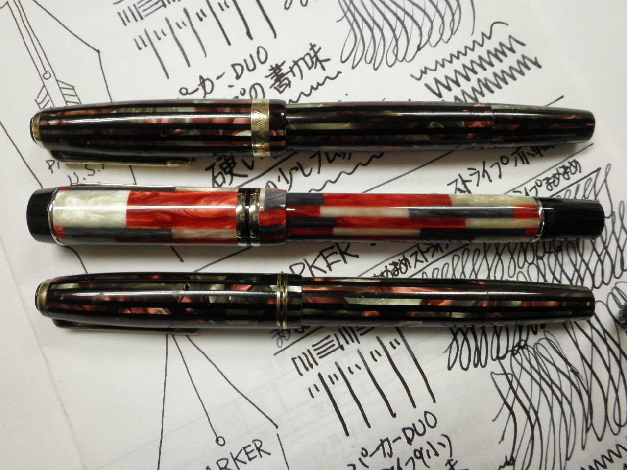 Parker デュオフォールドモザイク、赤 LEiBT-m92205539221 