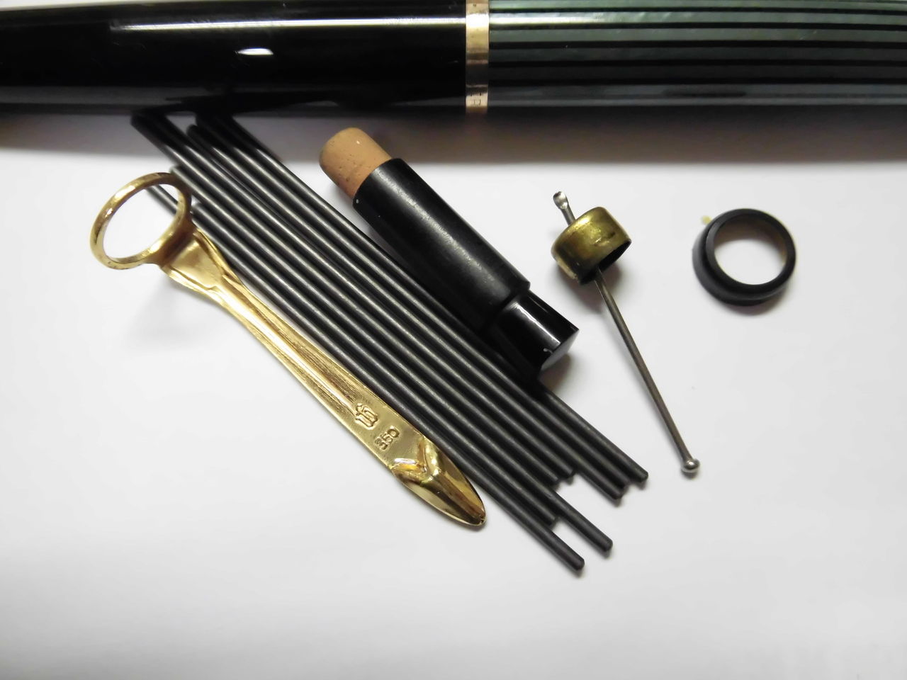 PELIKAN #350 MP 緑縞 : 万年筆おやじの備忘録