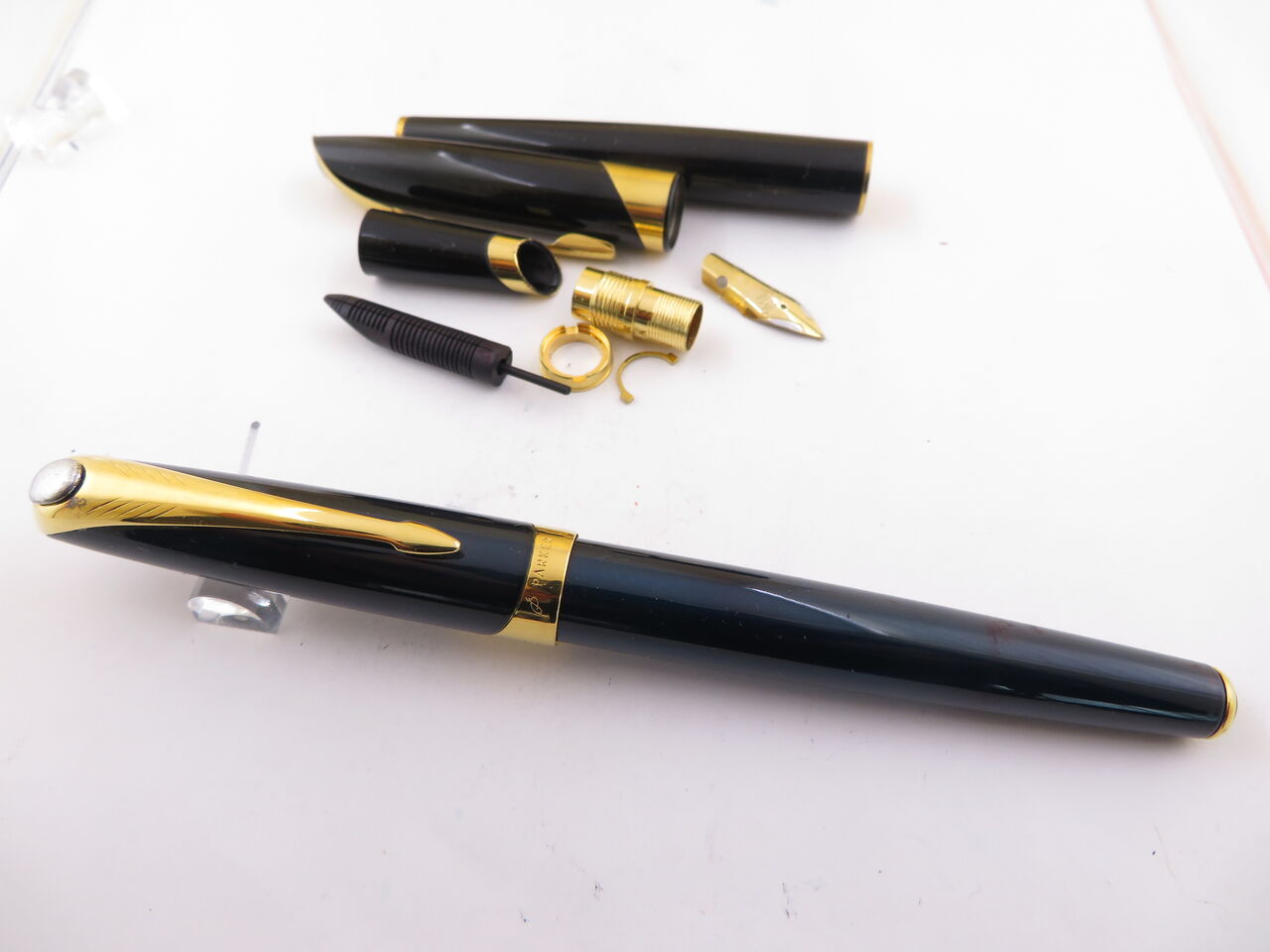 英雄 HERO 172 18K-750 VS PARKER Ellipse : 万年筆おやじの備忘録