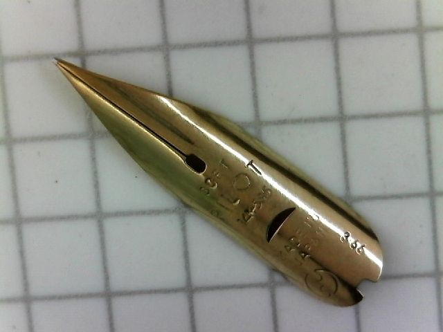 パイロット E-200 14K SOFT PILOT E-200 14K-585 ＜SOFT＞ : 万年筆おやじの備忘録