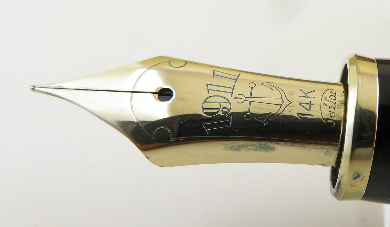 SAILOR 1911 14K ＜F＞ ① : 万年筆おやじの備忘録