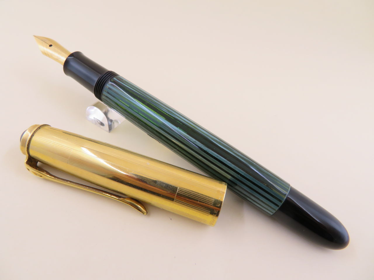 PELIKAN ＃500NN 緑縞軸 14C ＜F＞ : 万年筆おやじの備忘録