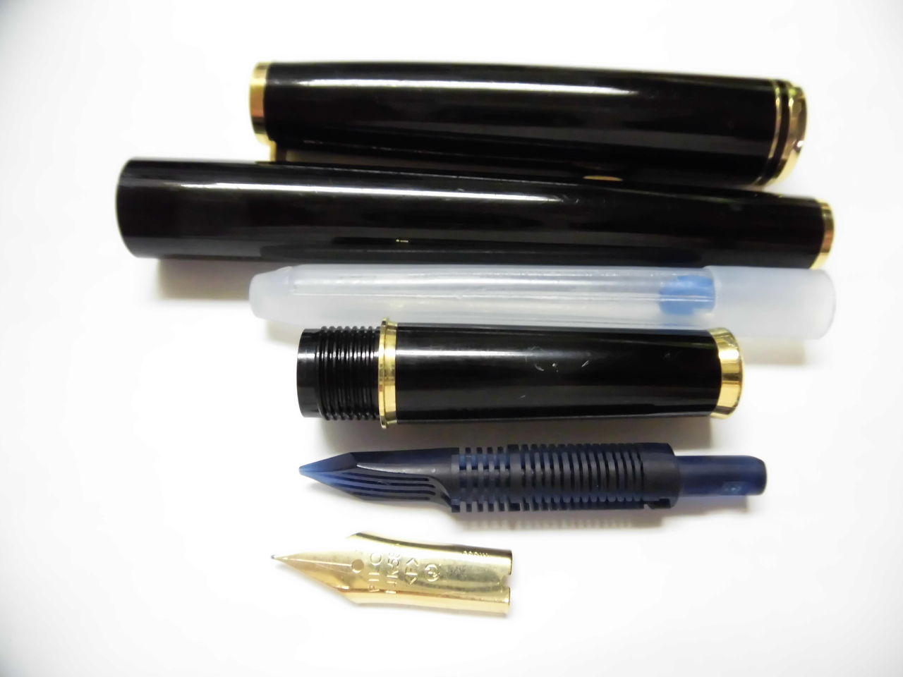 PILOT CUSTOM 14K-585 <F> : 万年筆おやじの備忘録 PILOT CUSTOM 14K-585 <F> : 万年筆おやじの備忘録