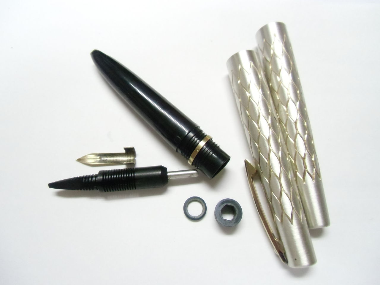 Lady Sheaffer シェーファー ボールペン・万年筆14K 吸入式可 詳細ページ | 万年筆 ボールペンなど高級筆記具の販売・買取