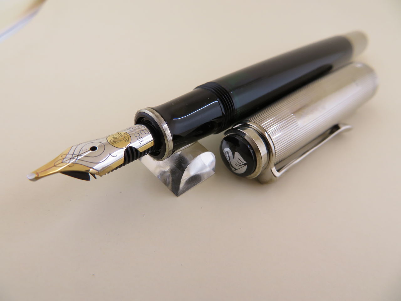PELIKAN M420 18c-750 : 万年筆おやじの備忘録