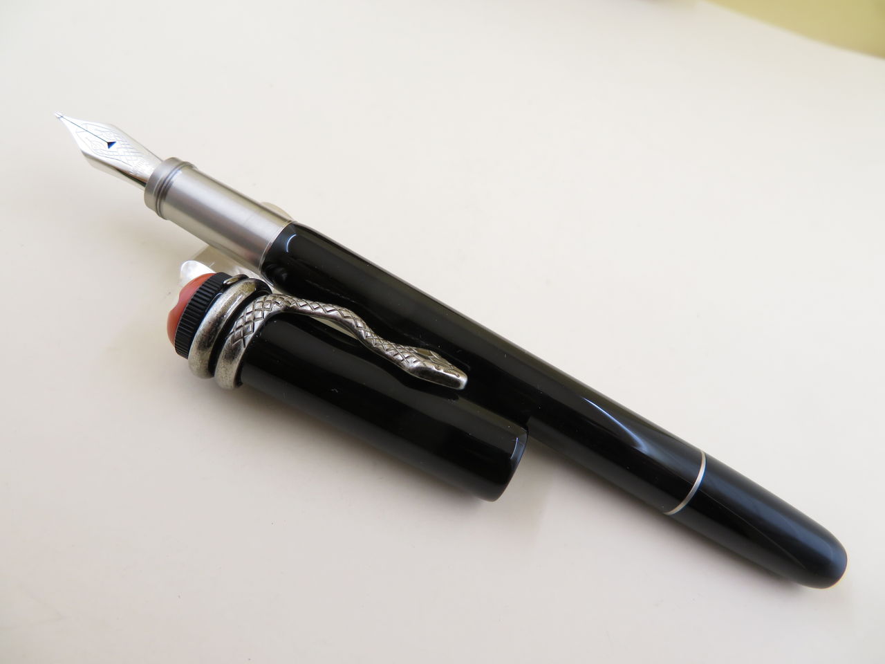 モンブラン ルージュ＆ノワール 黒軸 14K＜F＞① : 万年筆おやじの備忘録