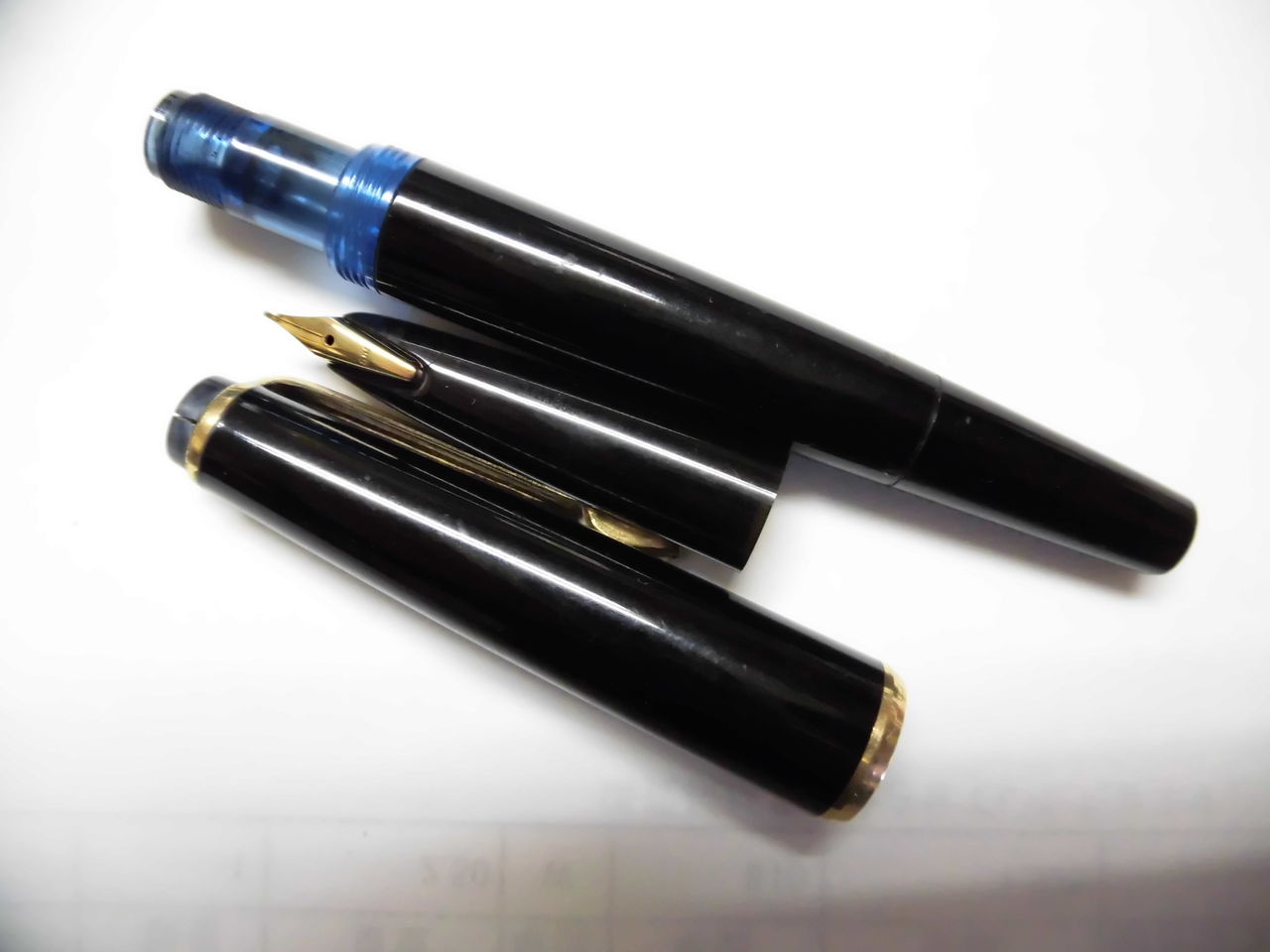 MONTBLANC 万年筆 NO.32 EF 美品 詳細ページ | 万年筆 ボールペンなど高級筆記具の販売・買取
