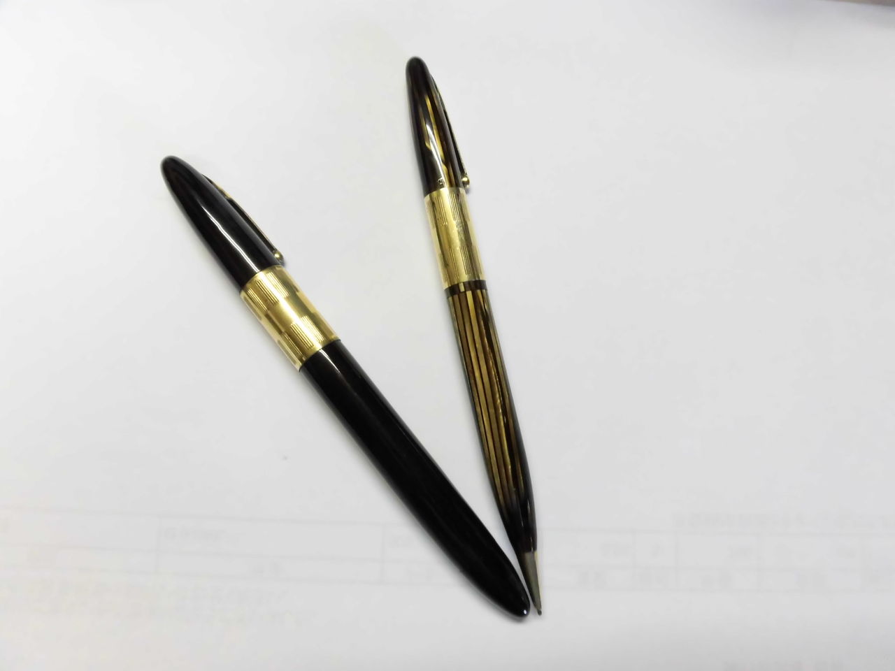 lynsan様予約‼️PARKER 銀軸ボールペン & SHEAFFER 万年筆 lynsan様予約‼️PARKER 銀軸ボールペン & SHEAFFER 万年筆
