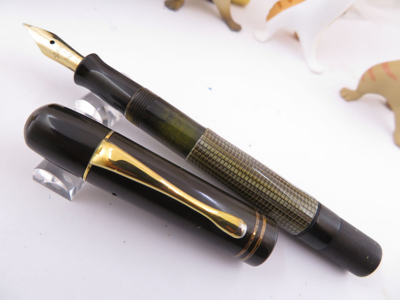 PELIKAN ＃100 黒キャップ・リザード GT : 万年筆おやじの備忘録