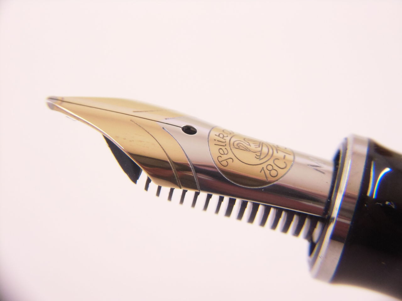 PELIKAN