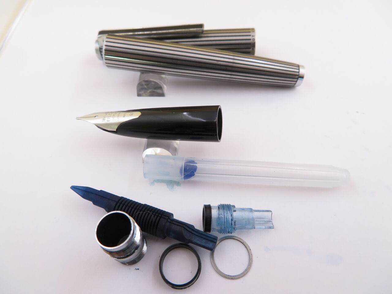 PILOT CUSTOM 万年筆 18K-WG PILOT CUSTOM 18K-WG <M> : 万年筆おやじの備忘録