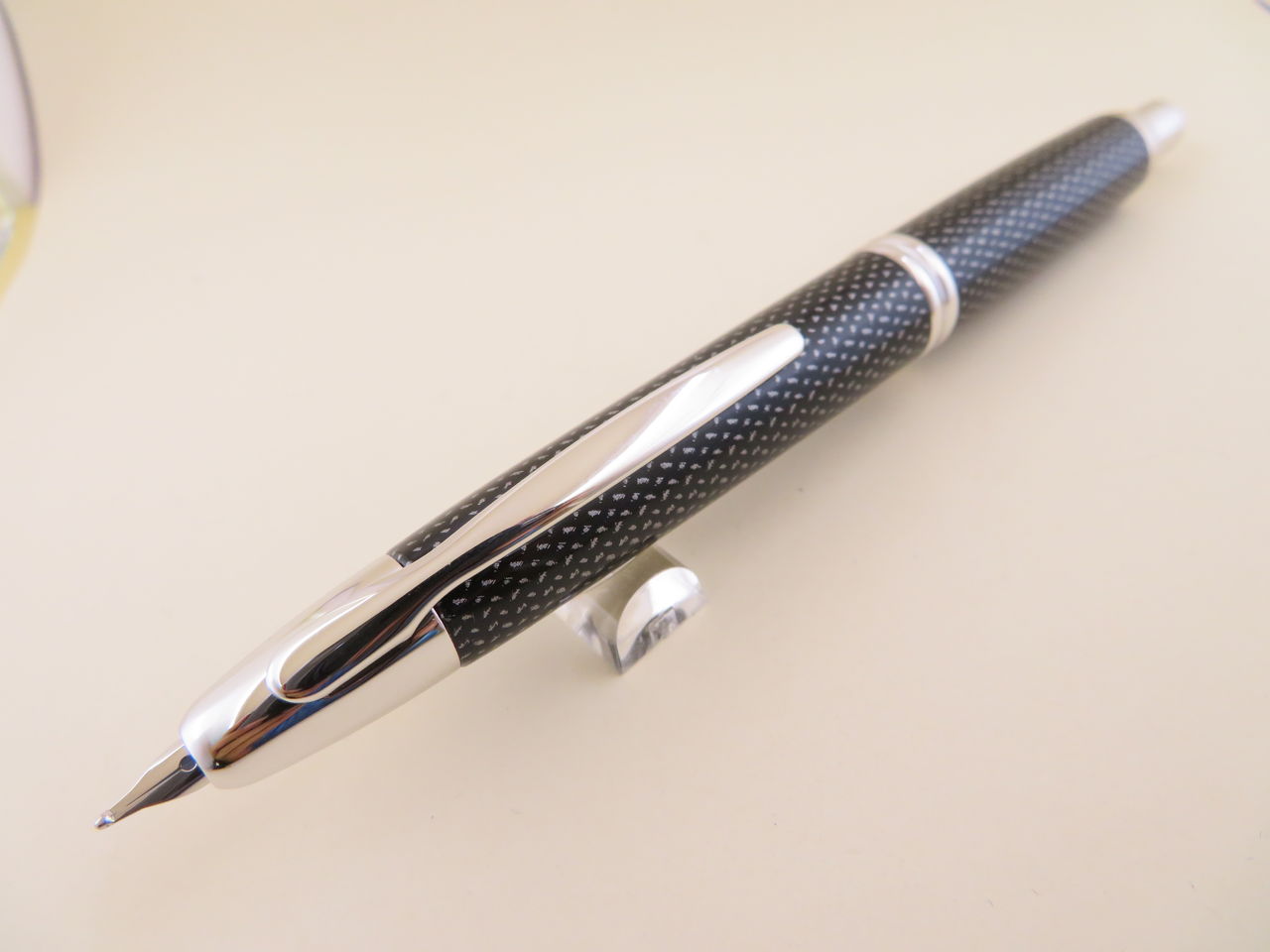 PILOT キャップレス絣 18K-750 : 万年筆おやじの備忘録