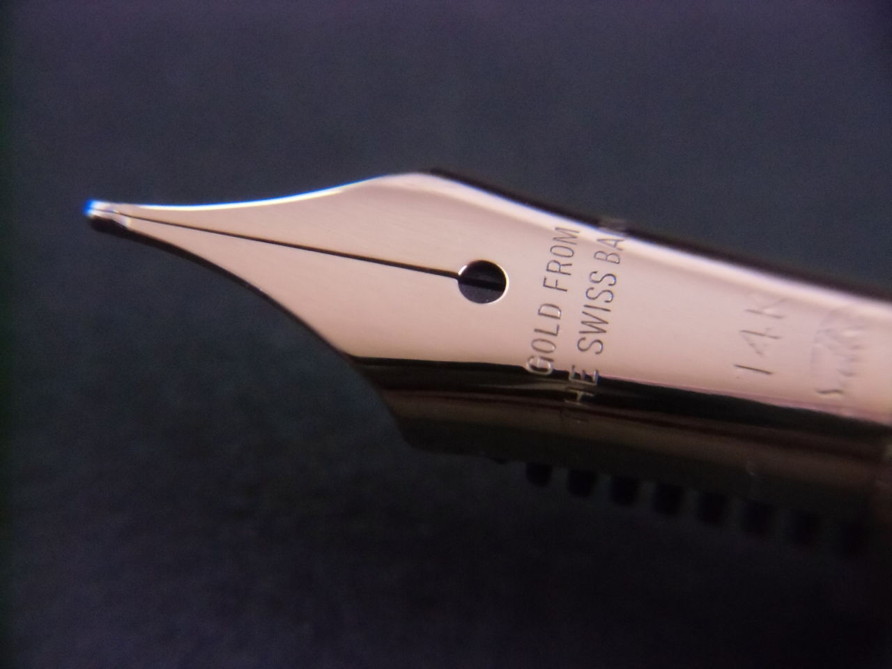 SAILOR 14K”GOLD FROM THE SWISS BANK” : 万年筆