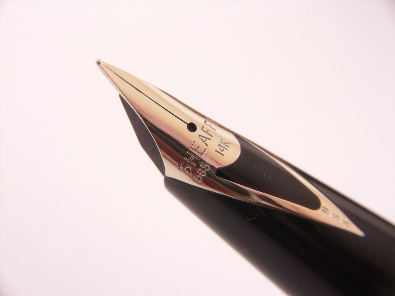 I142\" SHEAFFER 14K 万年筆 585 シェーファー SHEAFFER GOLD ELECTROPLATED 万年筆 ゴールド