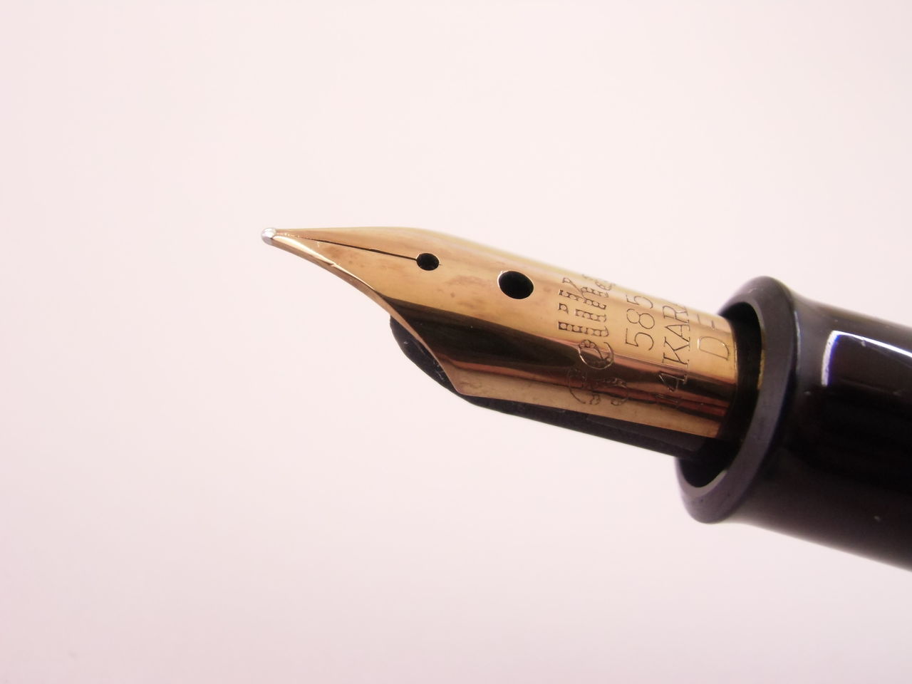 PELIKAN”400N”緑縞<DF> : 万年筆おやじの備忘録 PELIKAN”400N”緑縞<DF> : 万年筆おやじの備忘録