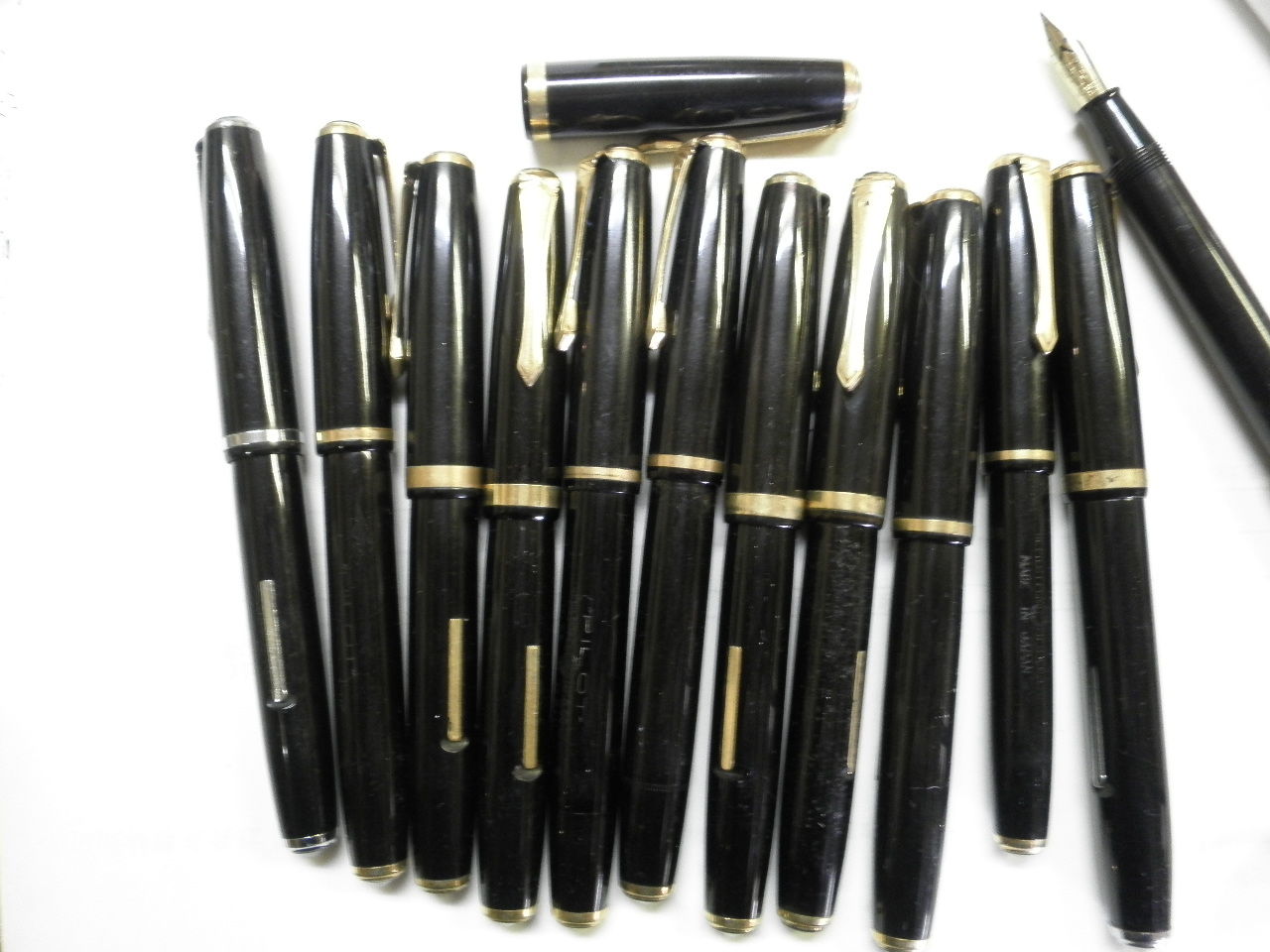 PILOTと WATERMAN 万年筆 1953年製 WATERMAN C/F と PILOT 53R : 万年筆おやじの備忘録