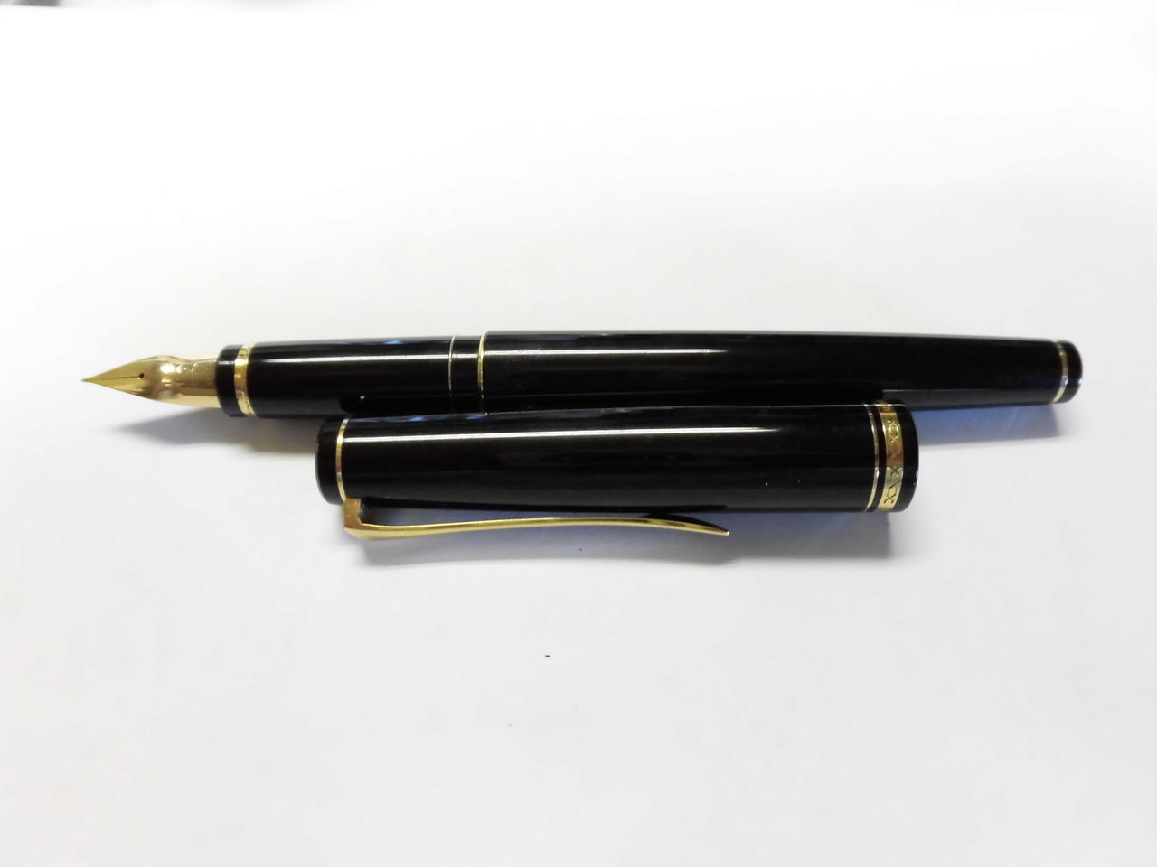 PILOT 初代 エラボー14K-585 ＜S・F＞ : 万年筆おやじの備忘録