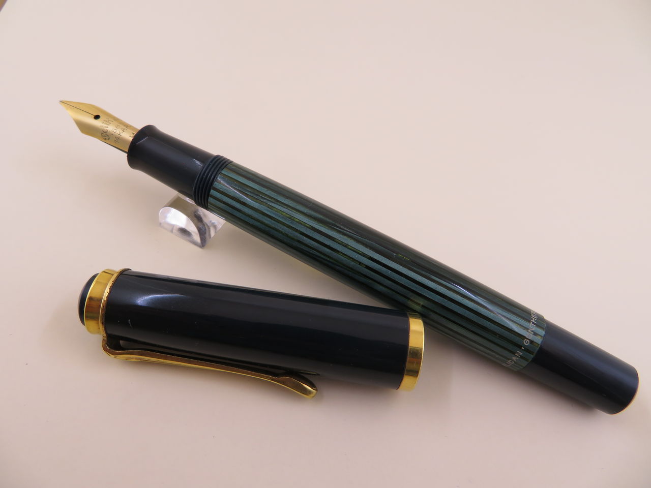 ペリカン＃400 オール・グリーン ② : 万年筆おやじの備忘録