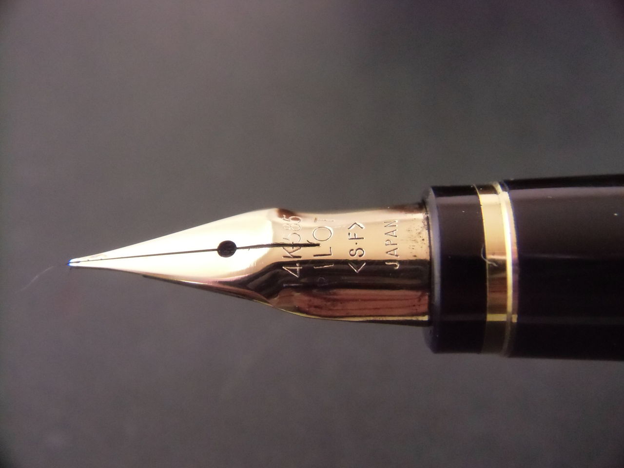 NAMIKI Falcon PILOT Elabo <S・F> FLEX TEST : 万年筆おやじの備忘録