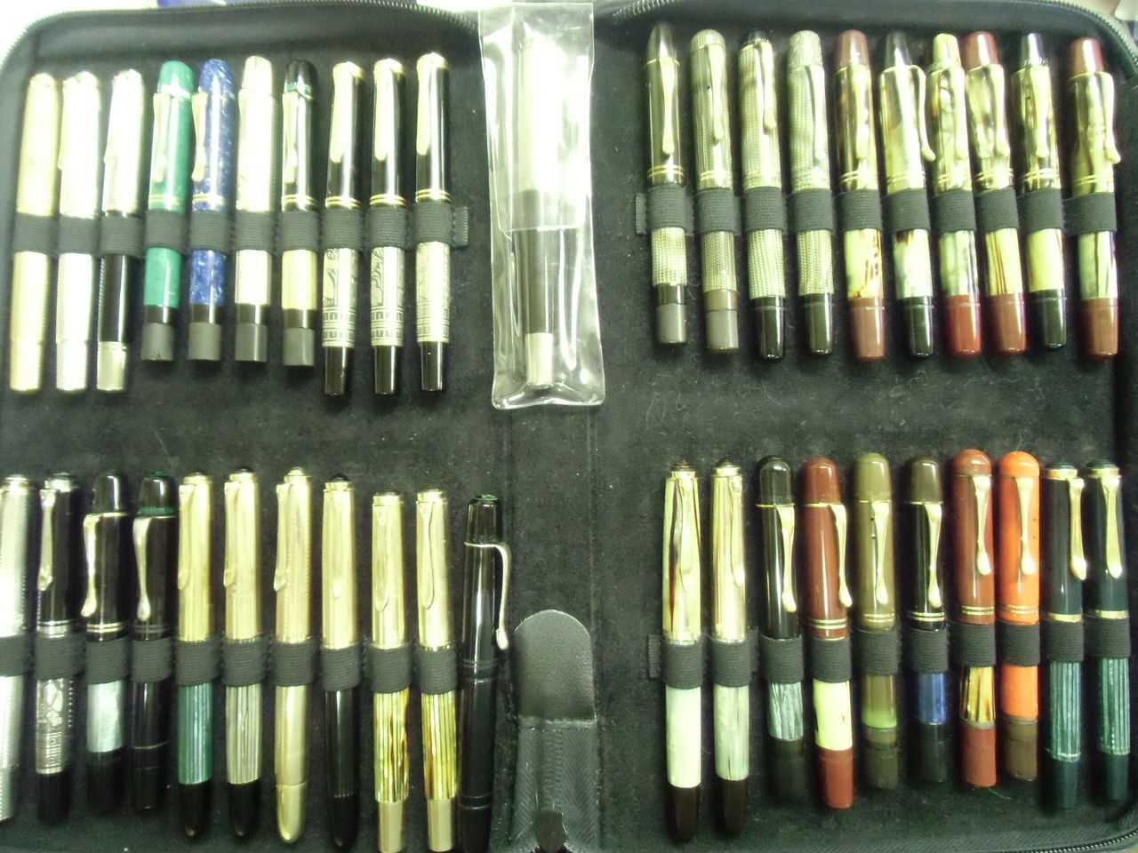 PELIKAN