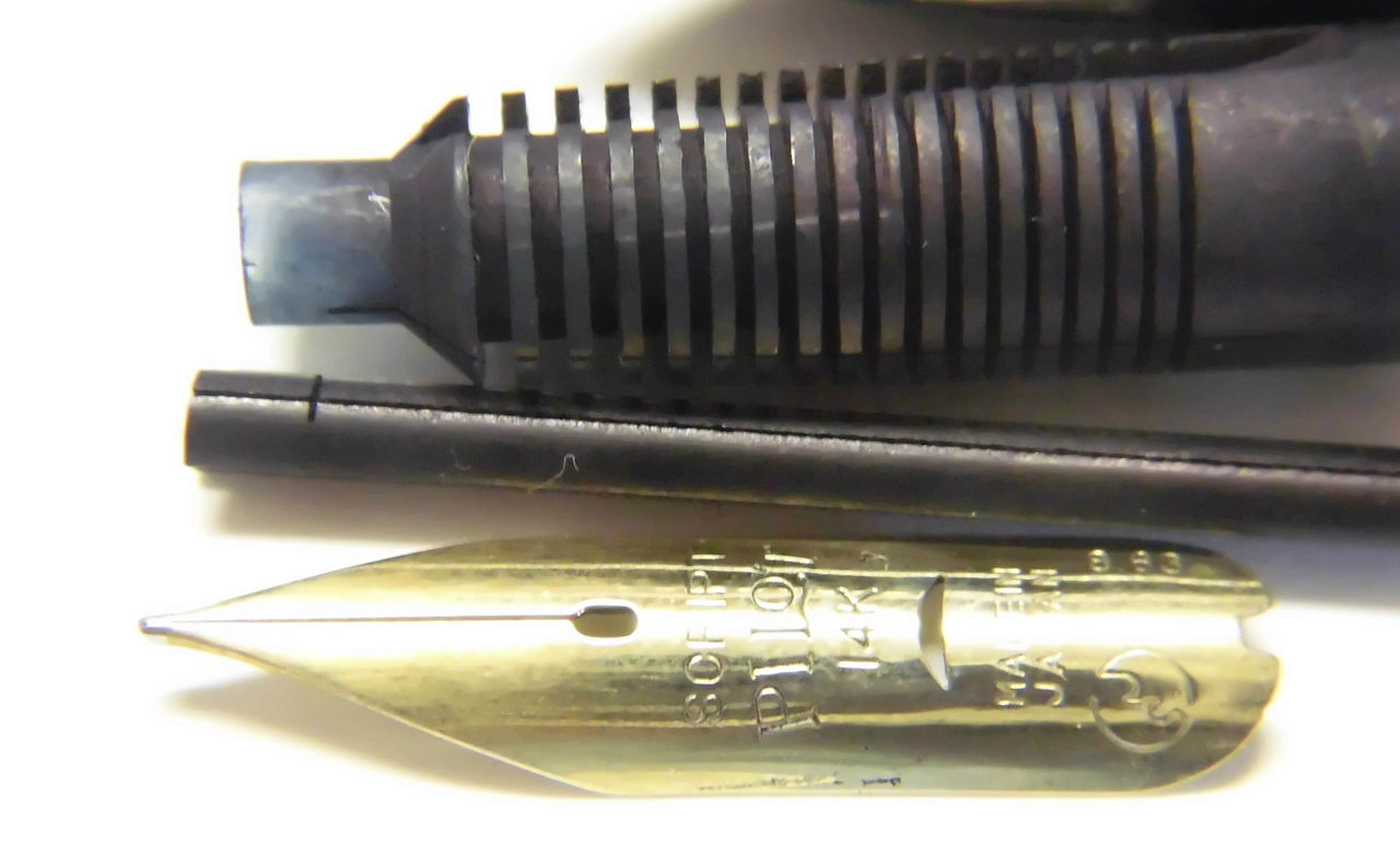 P*n様 戦前　万年筆　メーカー不明 パイロット14K　ニブ裏刻印11.26 ジ P*n様 戦前 万年筆 メーカー不明 パイロット14K ニブ裏刻印11.26